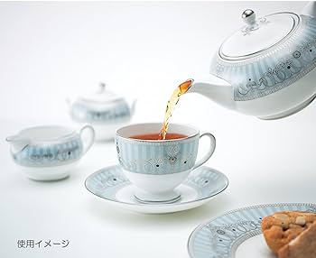  食器セット プレートとカップ　アレクサンドラ Amazon.co.jp: 【正規輸入品】ウェッジウッド アレクサンドラ